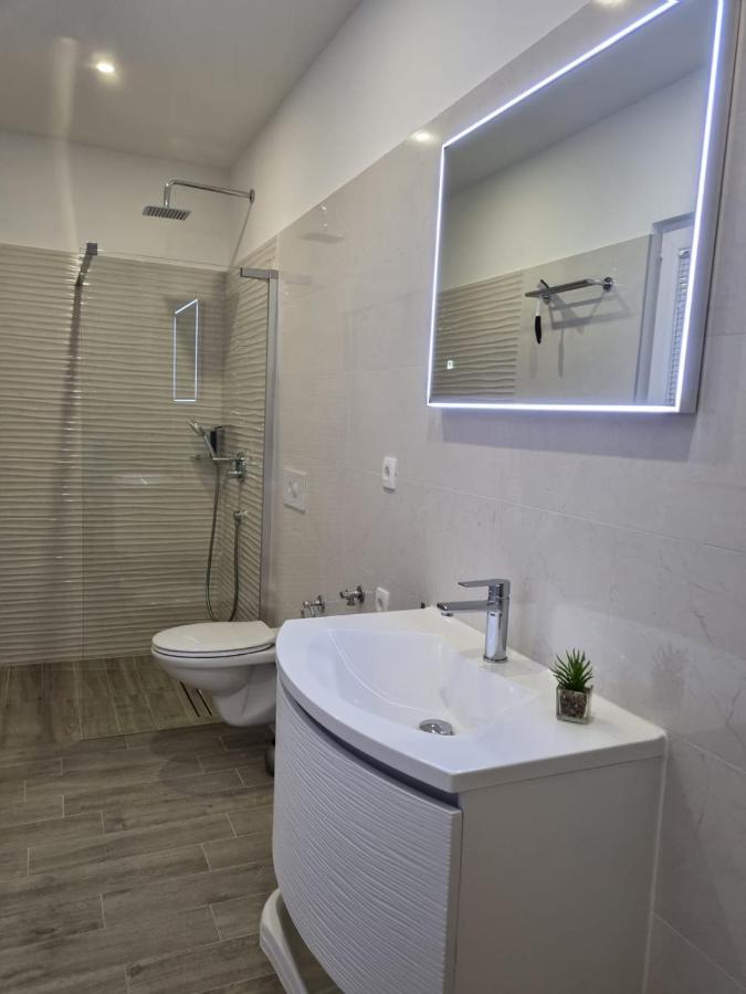 Angel Wing Apartmant Duće Eksteriør billede