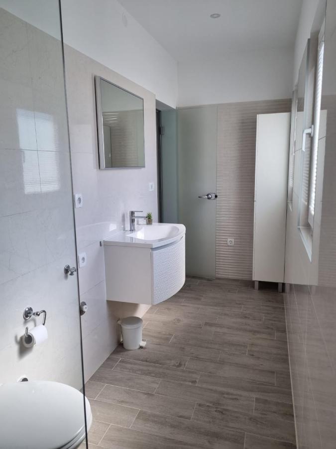 Angel Wing Apartmant Duće Eksteriør billede