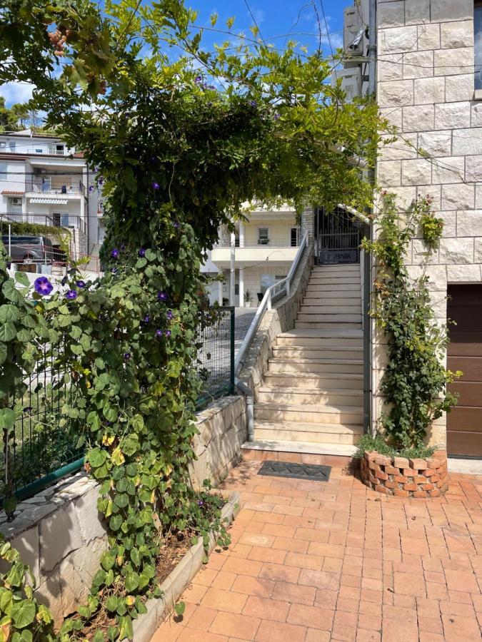 Angel Wing Apartmant Duće Eksteriør billede